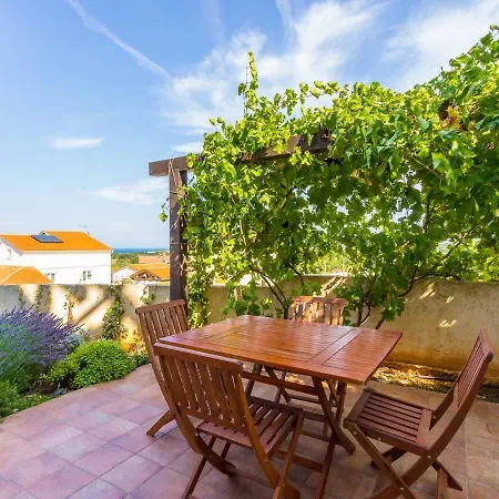 House Sun Ližnjan